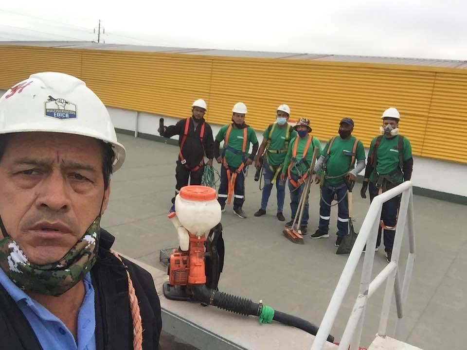 Cuadrilla de EDICA preparada para un servicio en altura